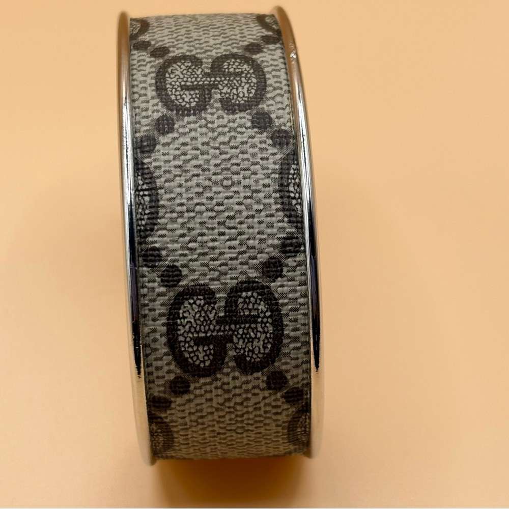 GG Gucci Cuff Bracelet - Picture 2 of 7